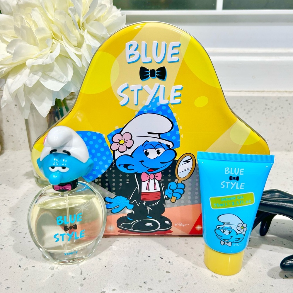 The Smurfs Blue Style Gift Set of 2 PCS For Kids Vanity Smurf EDT & Shower Gel